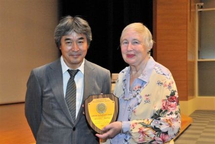 Award at Kyoto with Yamagiwa